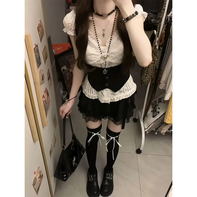 蕾丝花边泡泡袖T恤叠穿马甲背心半身裙三件套女夏季甜酷辣妹套装