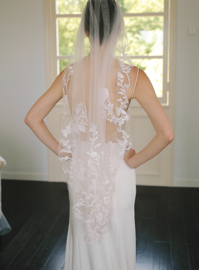 刺绣蕾丝复古婚礼头纱yesdress