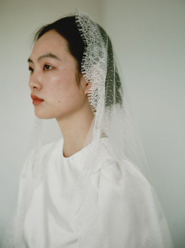 结婚户外复古长头纱Yesdress