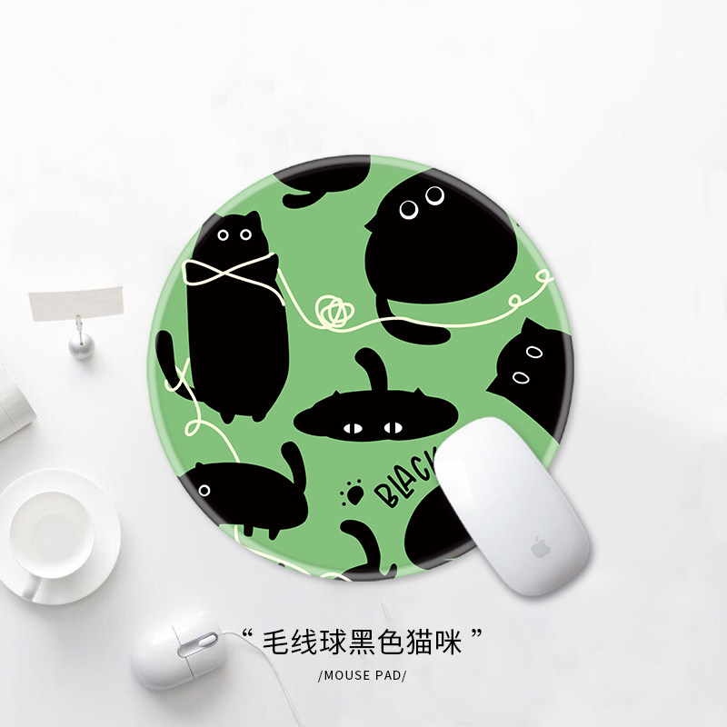 鼠标垫小号日系猫咪锁边可爱圆形防水家用办公笔记本电脑防滑桌垫