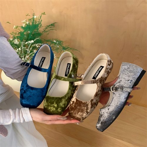 2025年新款法式方头低跟绒面玛丽珍鞋子女一字扣带浅口粗跟单鞋子