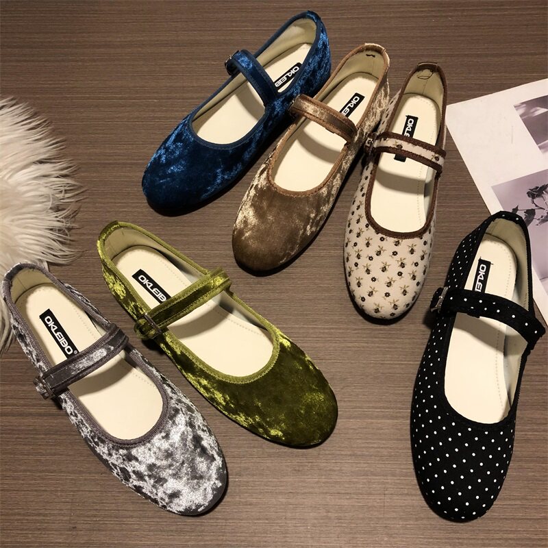 法式复古丝绒单鞋2025铆钉一字新款玛丽珍鞋芭蕾舞浅口平底鞋