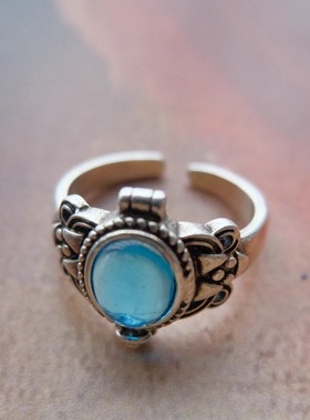 越光·薄荷曼波欧式复古做旧金属蓝色水晶vintage开口戒指中古风