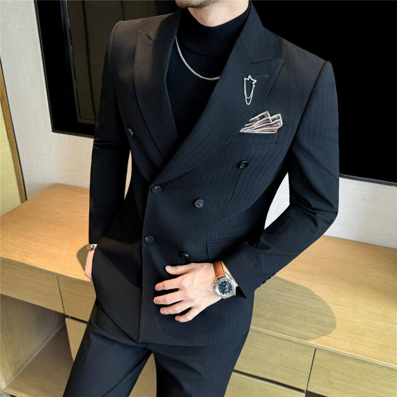 雷蒙轻奢绅士高级感暗条纹戗驳领双排扣西服套装男西装两件套黑色