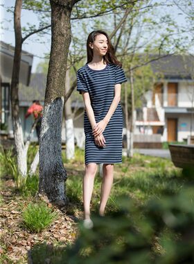 舒适宽松无印条纹睡裙家居裙针