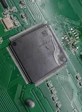 1402  R7F701402EAFB   汽车仪表CPU 客户自己需要烧录数据