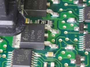 FQD12N20L 12N20L 诚信专营 全新 汽车电脑板芯片 现货