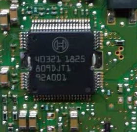 40321 汽车电脑板电源IC芯片 QFP64脚