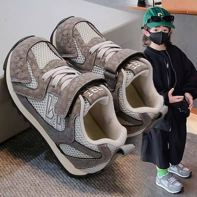 儿童运动鞋2026秋季新款网面透气男童鞋软底防滑女童鞋德训阿甘鞋