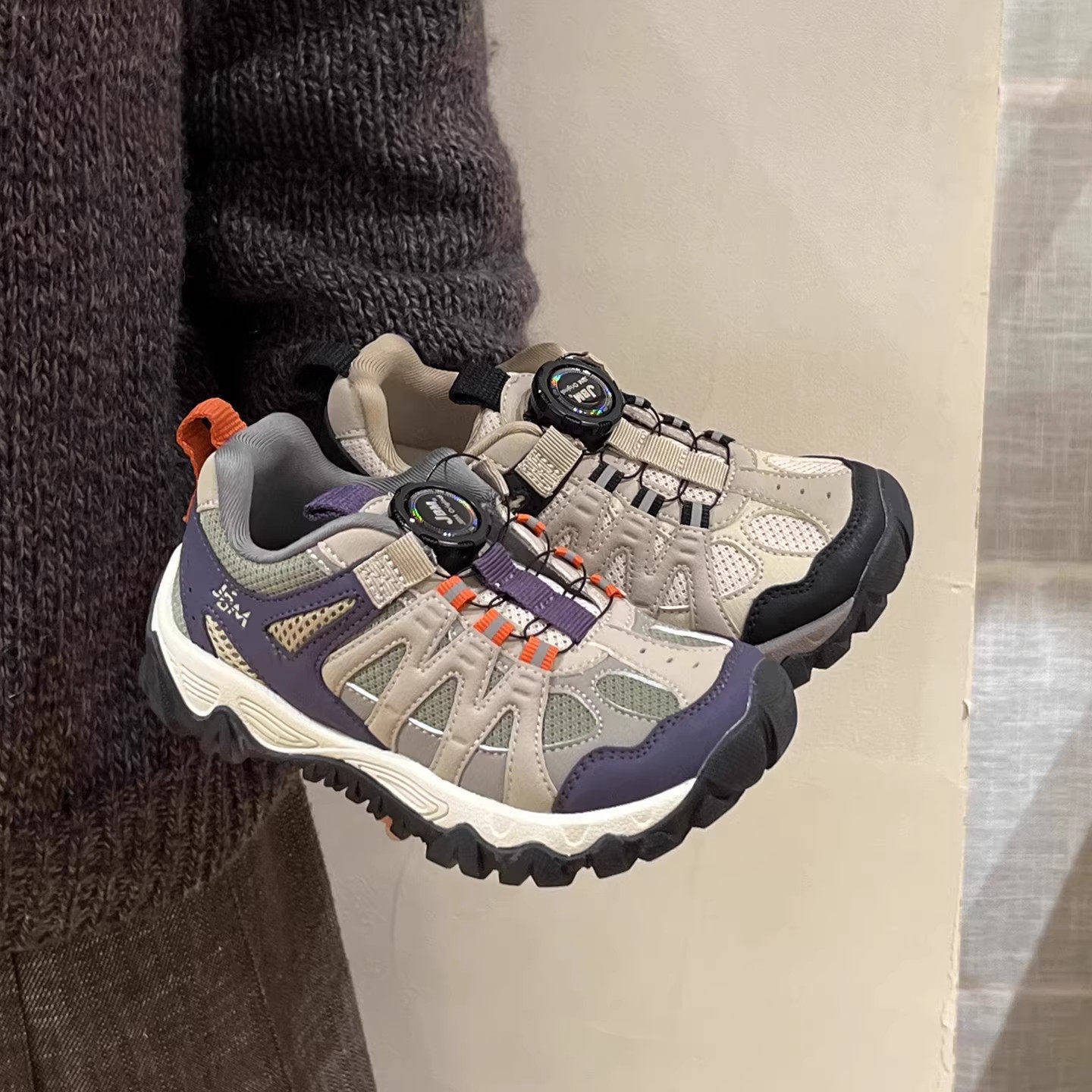 儿童运动鞋户外登山鞋2026新款潮鞋男女大童老爹鞋轻便软底跑步鞋