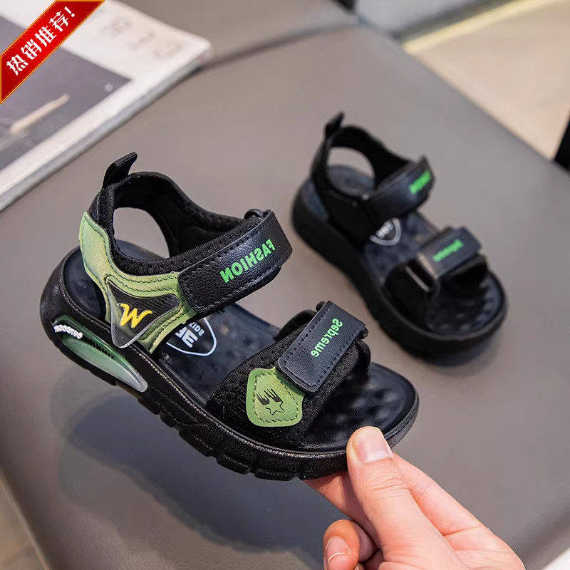 男童凉鞋软底防滑2026新款今年流行爆款儿童夏季可湿水露趾沙滩鞋