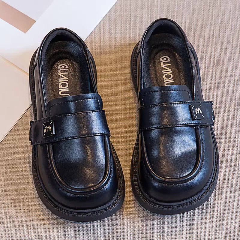 女童皮鞋真皮儿童演出鞋黑色软底公主鞋英伦风单鞋女孩新款乐福鞋