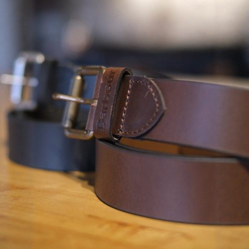 现货 英国barbour belt纯牛皮真皮做旧复古皮带黄铜扣腰带男士