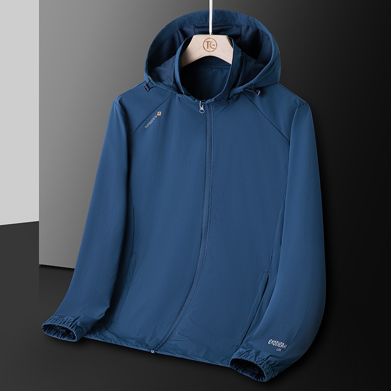 官方正品厂家跨境货源秋季运动户外风衣情侣款冲锋衣外套男士夹克