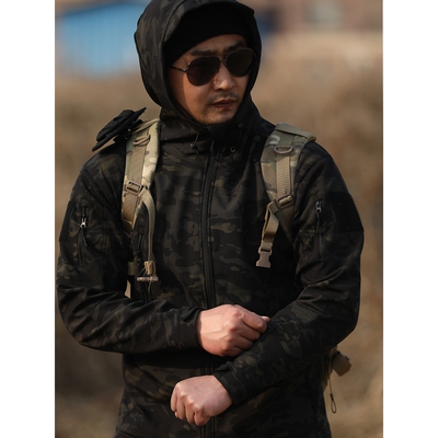 官方正品户外豹鲨鱼皮软壳冲锋衣TAD格斗服户外军迷战术外贸保暖