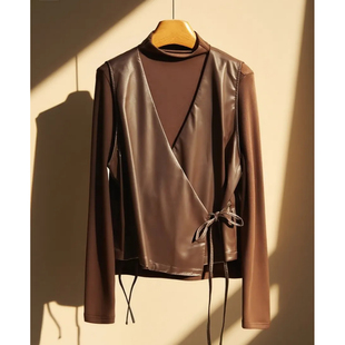 高端气质皮衣马甲+半高领打底衫两件套宽松V领皮衣外套套装女士秋