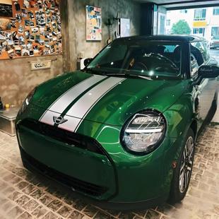 适用宝马mini车贴拉花R55F56Cooper countryman改装机盖贴纸侧裙