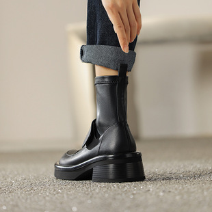 英伦风松糕厚底马丁靴女粗跟短筒瘦瘦靴大码 Dale黛迩 店主自留