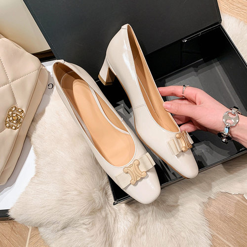 高品质！巨舒服~！网红蝴蝶结法式真皮单鞋粗跟中跟通勤浅口女鞋