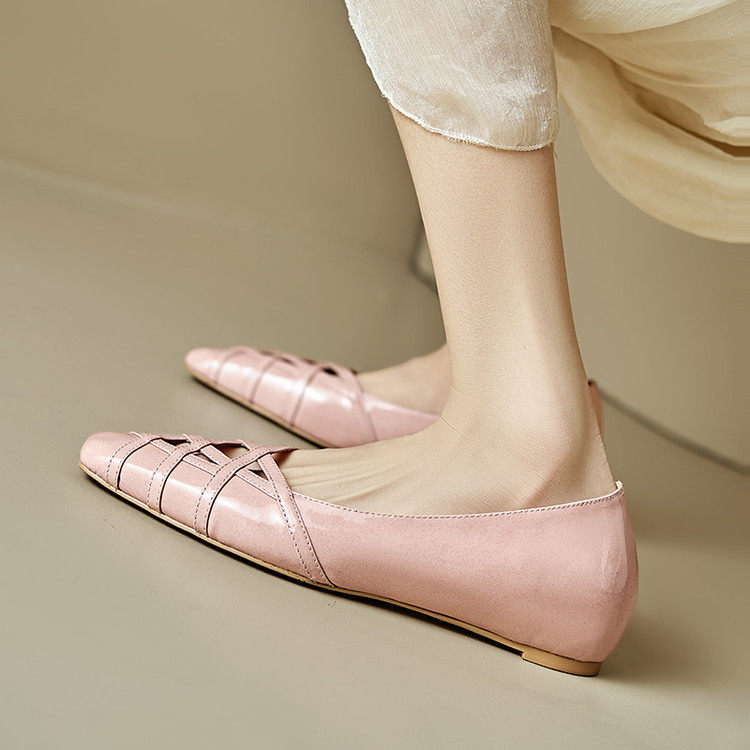 小众镂空设计内增高百搭单鞋女2025春季新款方头牛漆皮舒适平底鞋,户外/登山/野营/旅行用品,登山鞋/徒步鞋,淘宝优惠券,粉丝福利购,淘宝优惠卷