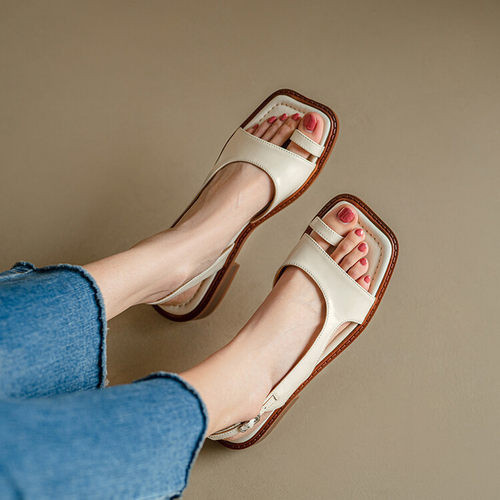 舒适好看！2023新款里外全皮套指方头粗跟低跟罗马凉鞋女 大码