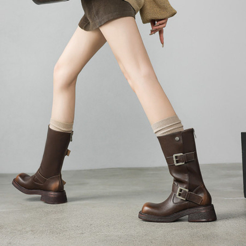 4.5cm复古风擦色牛皮圆头中筒靴个性皮带扣舒适粗跟后拉链时装靴,流行男鞋,马丁靴,淘宝优惠券,粉丝福利购,淘宝优惠卷