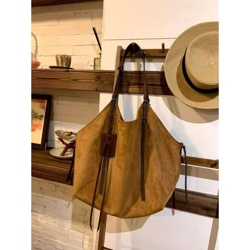 2026新款秋冬麂皮绒手提包女大容量日常通勤百搭棕色单肩托特包