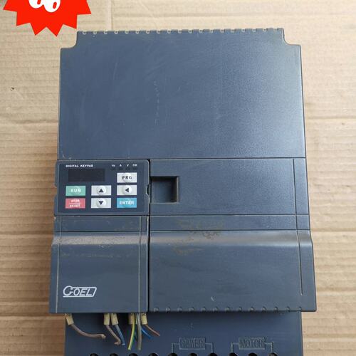 议价众辰变频器Z8200A15KN4-Y，，，功可维修