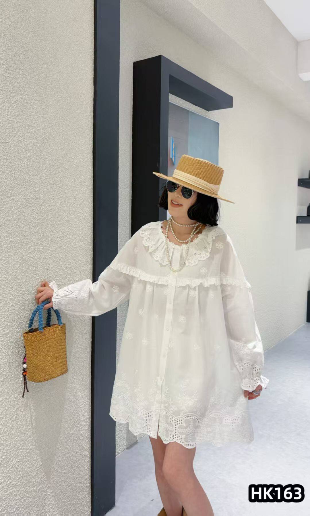 2026春季新女装白色长袖衬衫裙女中长款宽松百搭纯色衬衫裙女大衫