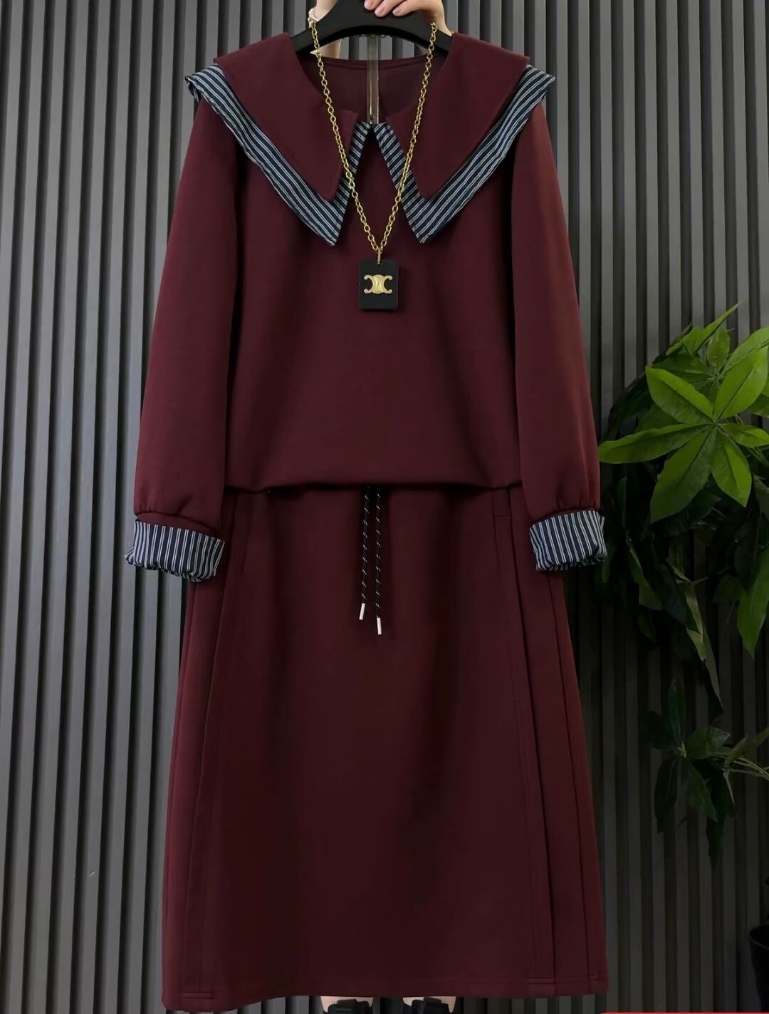 胖mm娃娃领正肩卫衣女春秋新款遮肉假两件上衣半身长裙两件套裙女