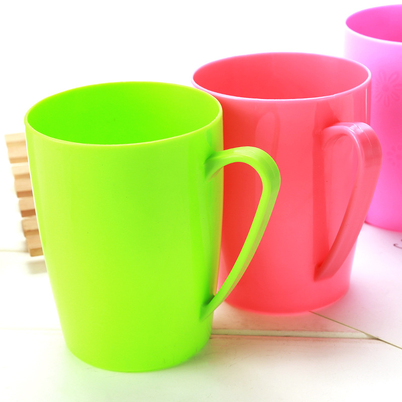 礼品定制简约时尚情侣漱口杯 圆形塑料洗漱杯带手柄牙刷杯喝水杯