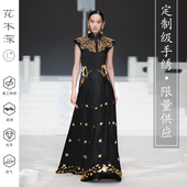 盘金绣旗袍礼服裙高奢刺绣云肩定制 花木深新中式 上海时装 周走秀款