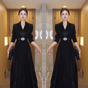 连衣裙潮 减龄大裙摆2024高级收腰显瘦女士长袖 网红爆款 赫本风法式