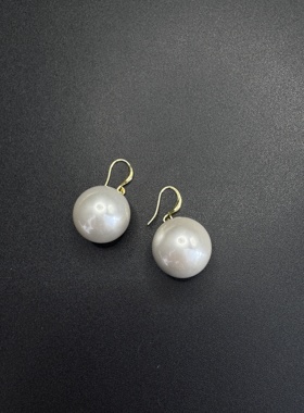 Vintage古著气质白色圆形仿珍珠耳环女法式高级感耳钉轻奢R112756