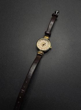 New Vintage 古著 设计感古早风独特小众复古手表型手链 B82062