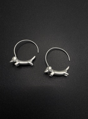Vintage古著抽象哑光腊肠狗耳环童趣小众夸张设计日常百搭B91056