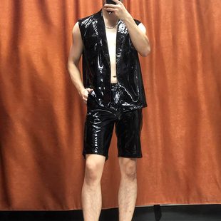 夏季新款镜面四面弹机车亮皮套装男士舞蹈演出服夜店大码马甲短裤