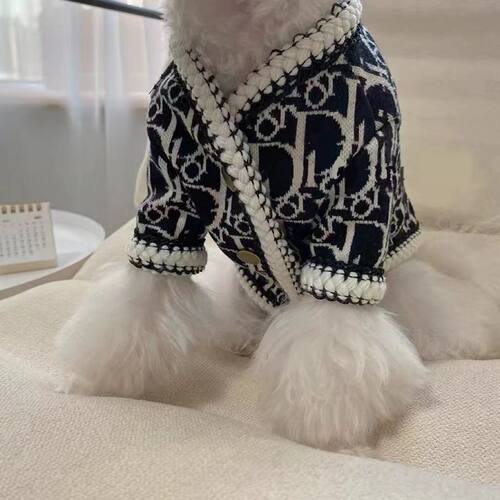 潮牌狗狗衣服秋冬泰迪比熊雪纳瑞博美针织开衫小狗猫保暖宠物衣服