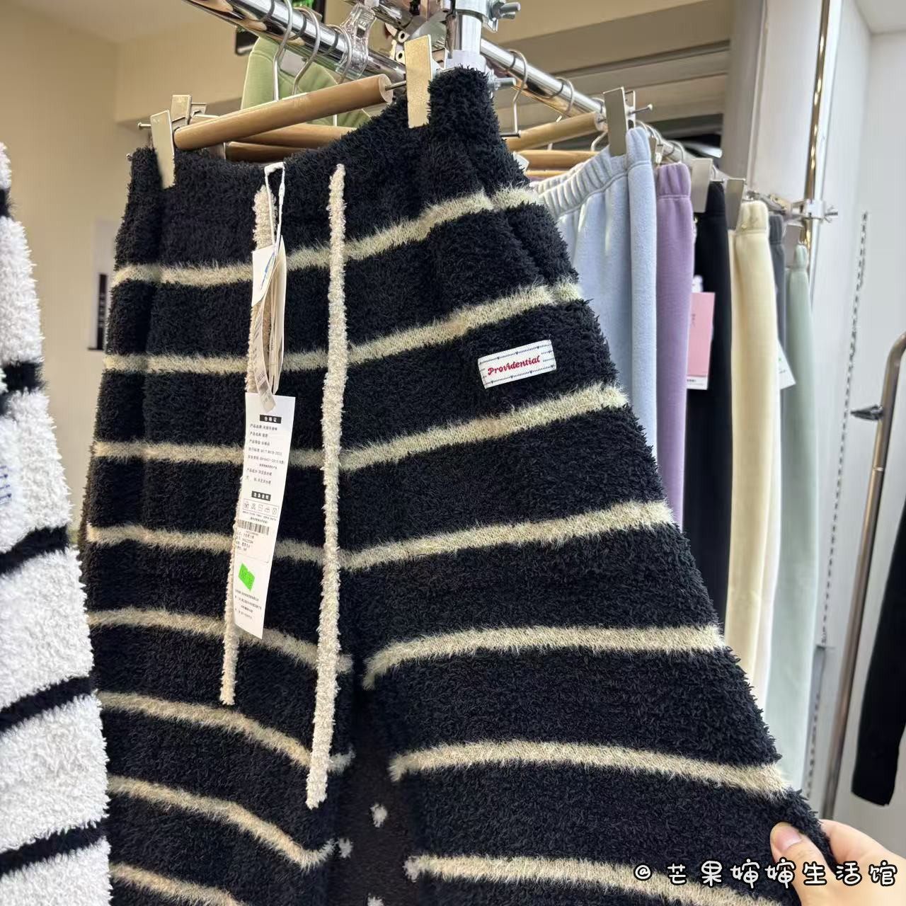 正版超舒服秋冬新款女士睡裤女式加绒加厚保暖半边绒靴子裤家居裤,女士内衣/男士内衣/家居服,睡裤/家居裤,淘宝优惠券,粉丝福利购,淘宝优惠卷