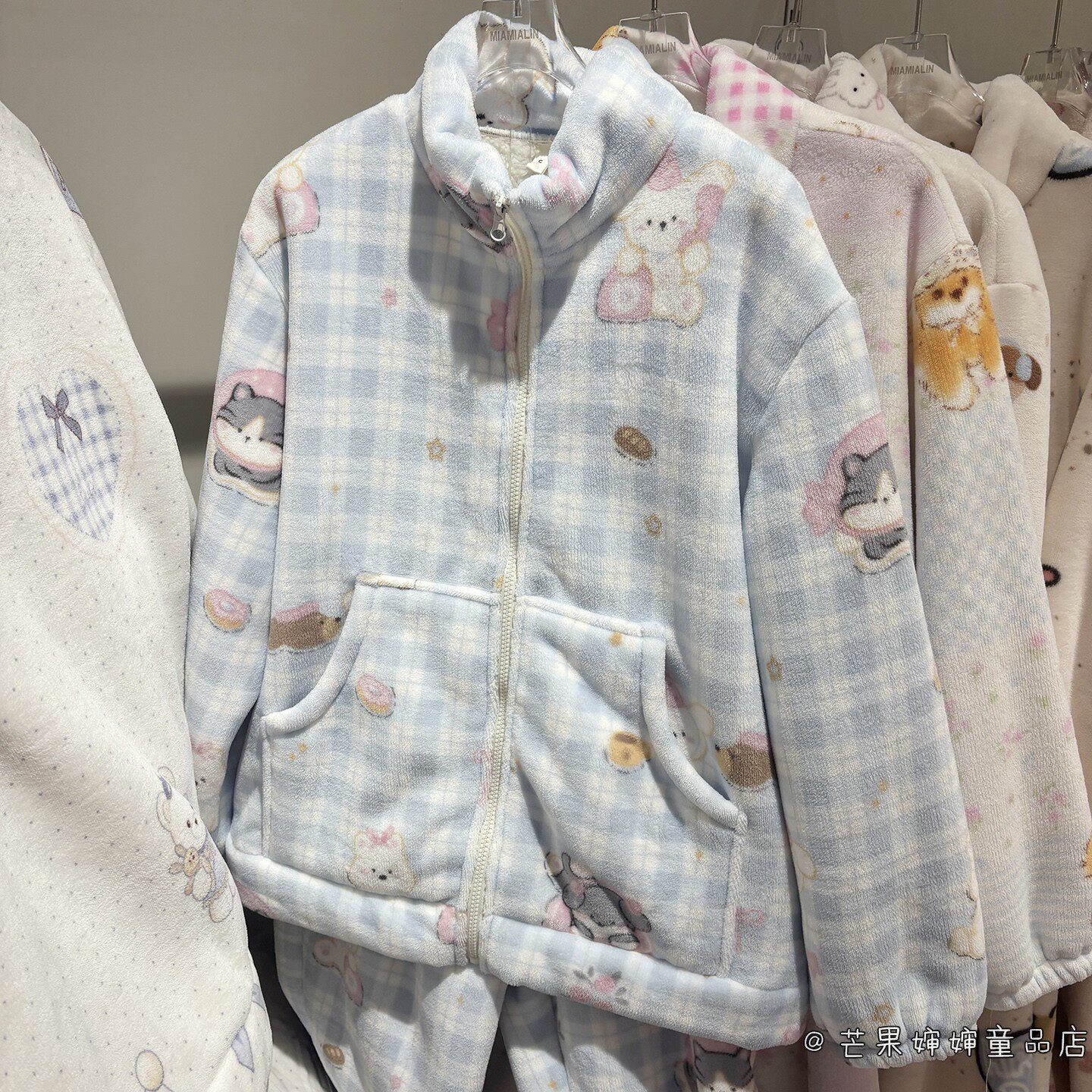 韩版少女云朵绒睡衣女冬加厚加绒休闲拉链可外穿印花家居服可出门