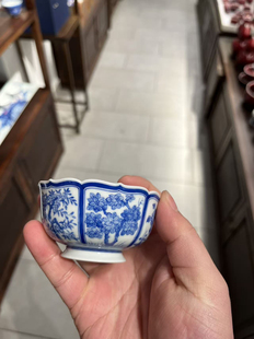 镇上茶杯十二花神茶具家用纯手工手绘陶瓷青花茶碗中式新款礼盒装