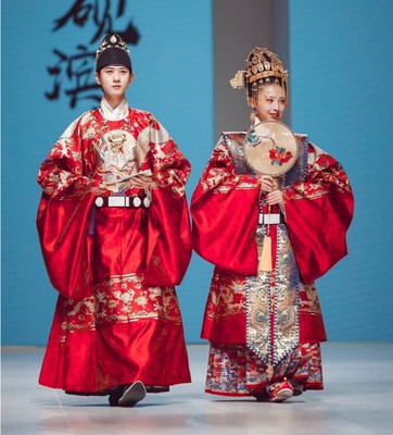 出租明制婚服小个子中式重工刺绣凤冠霞帔圆领袍明朝古装明代汉服