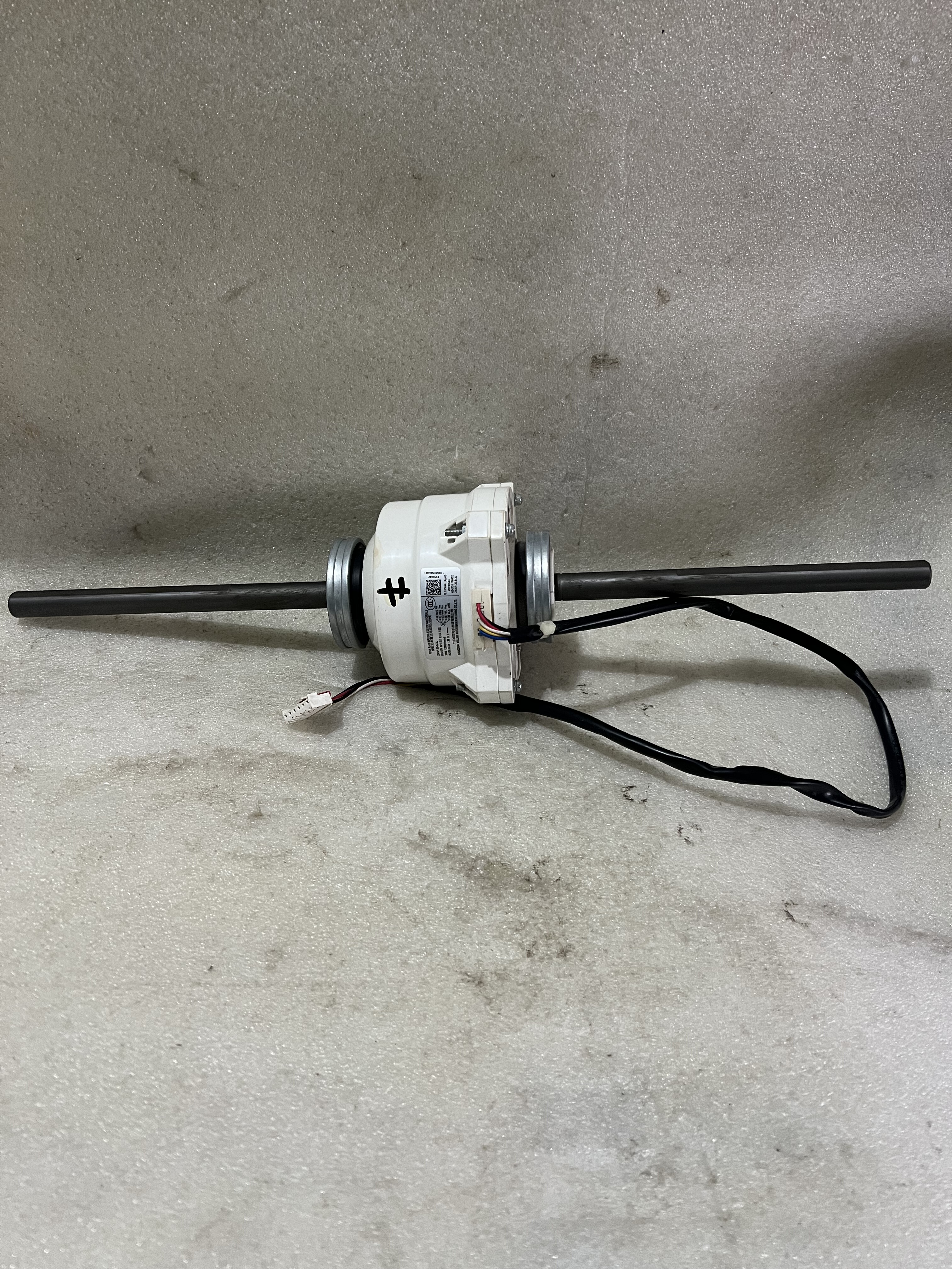 适用美的中央空调内风机直流内电机ZKSP-30-8-3L 30W 原装拆机件