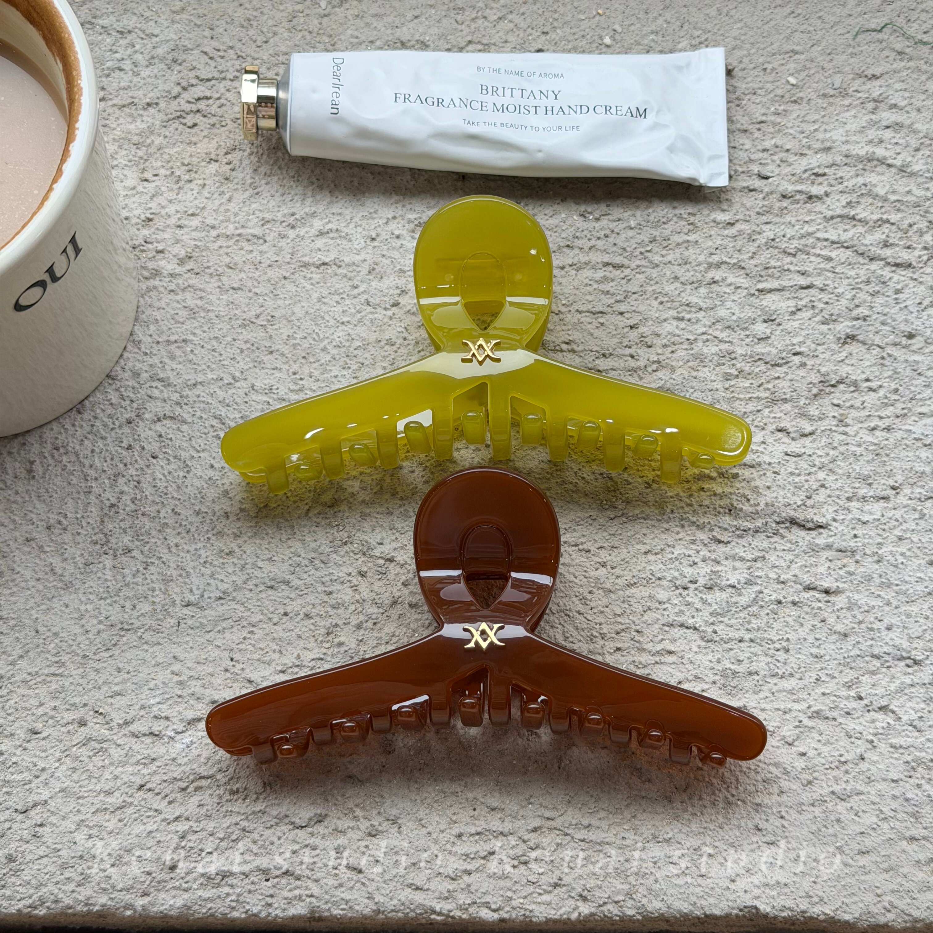 韩国进口芥末绿抓夹手工干抛醋酸鲨鱼夹女复古发量多大号发夹发饰