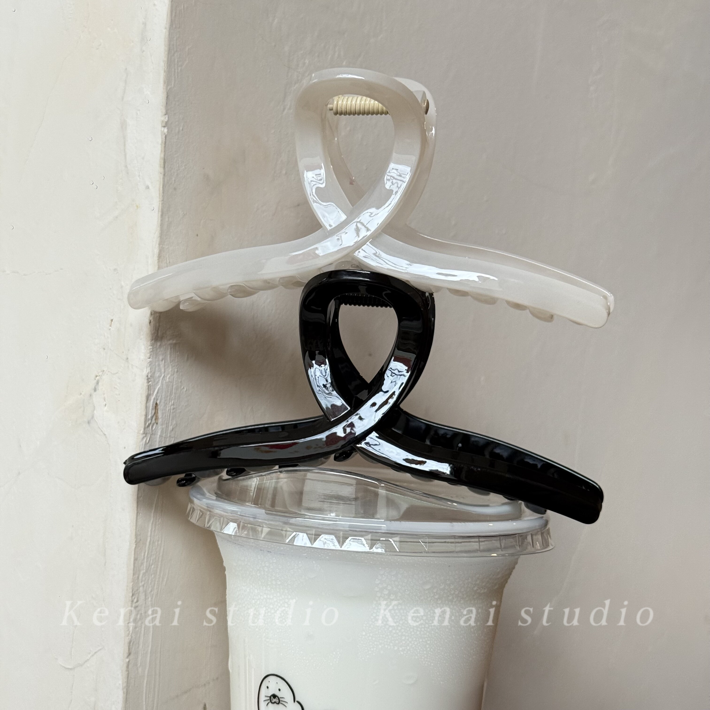 韩国进口高级树脂抓夹大号发量多鲨鱼夹简约时尚果冻质感发夹发饰