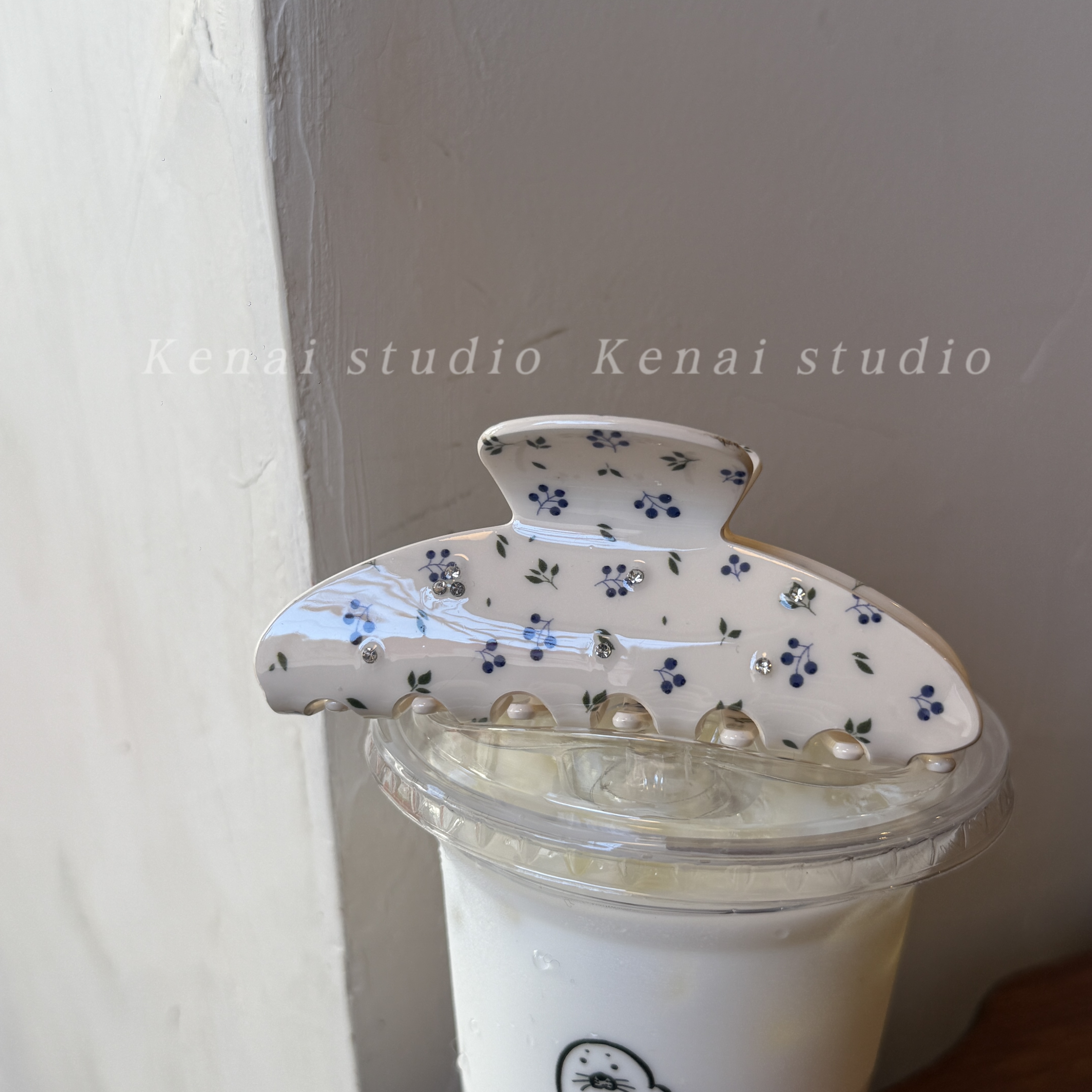 复古碎花樱桃镶钻抓夹