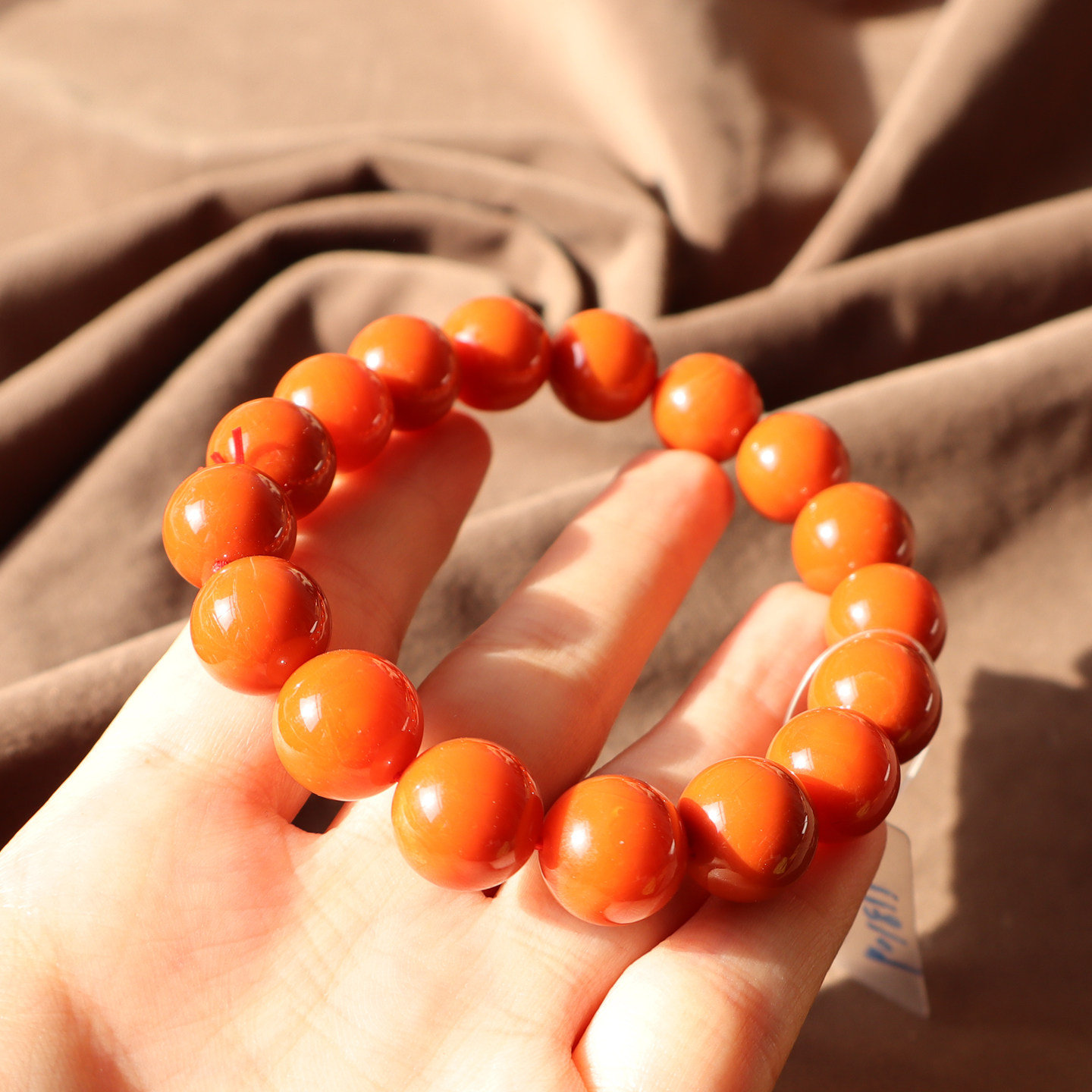 方言品牌和田玉云南保山天然原石柿子红南红玛瑙12MM手串手链A2