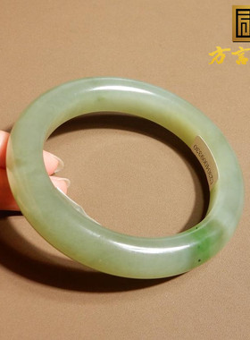 青海料湖水绿带翠色55mm女士手镯