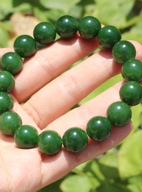 和田玉俄料无黑点阳绿色碧玉手串