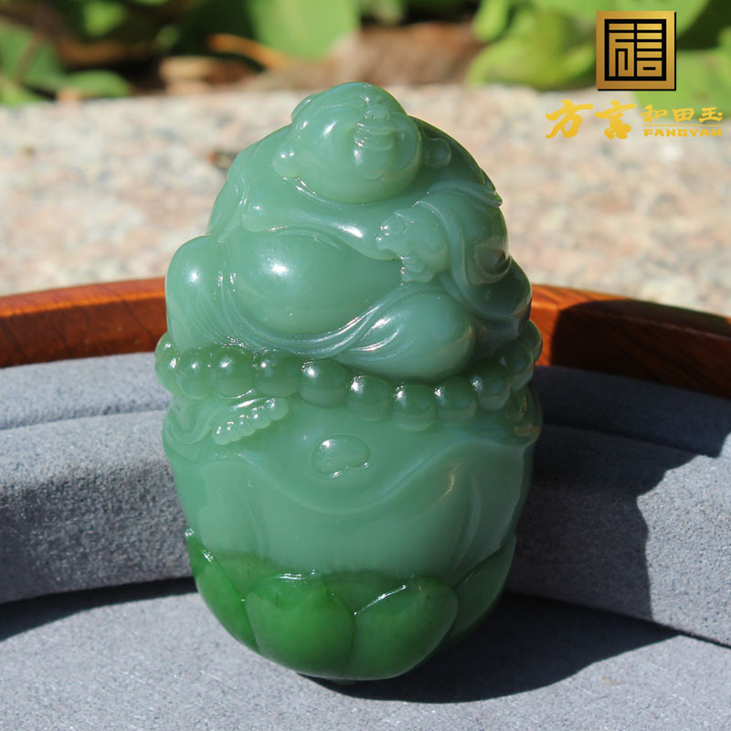 方言和田玉珍品收藏俄罗斯粉青灵活猫眼碧玉弥勒笑佛吊坠手把件O8